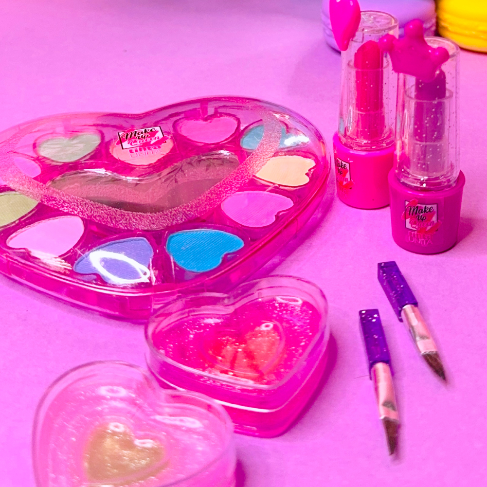 MAKEUP social